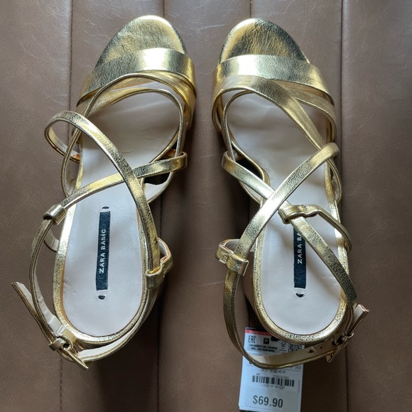 ZARA gold block heel sandal - Picture 7 of 10